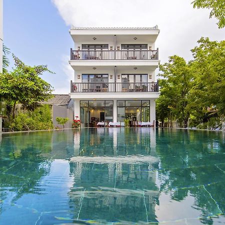 Ruby Hotel Hội An Buitenkant foto