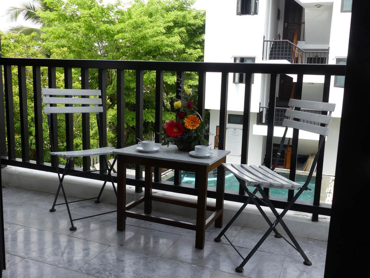 Ruby Hotel Hội An Buitenkant foto