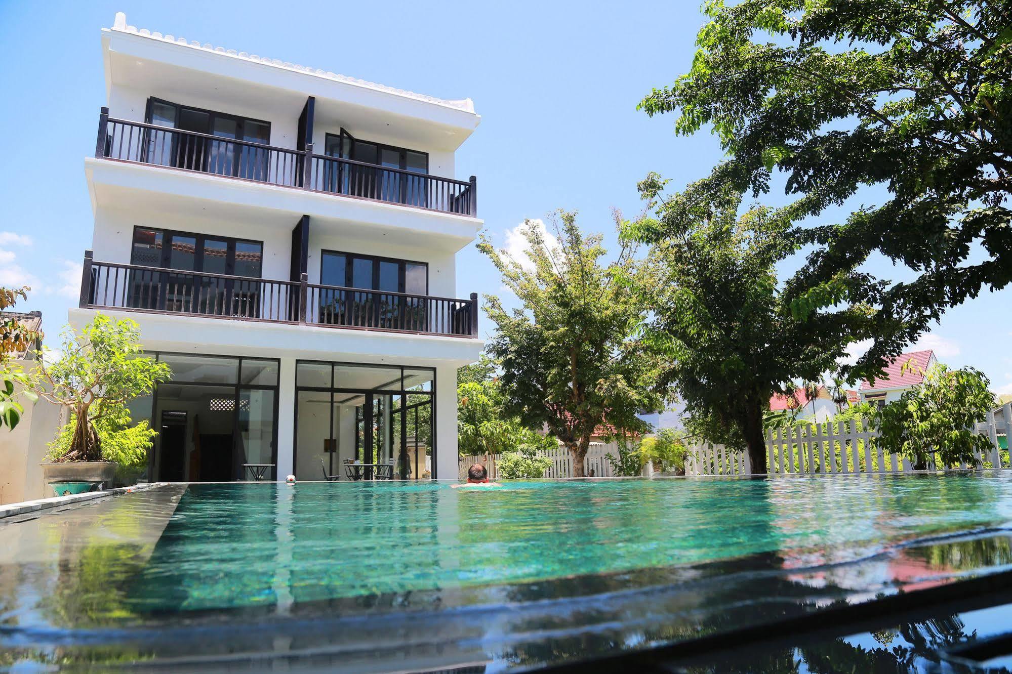 Ruby Hotel Hội An Buitenkant foto