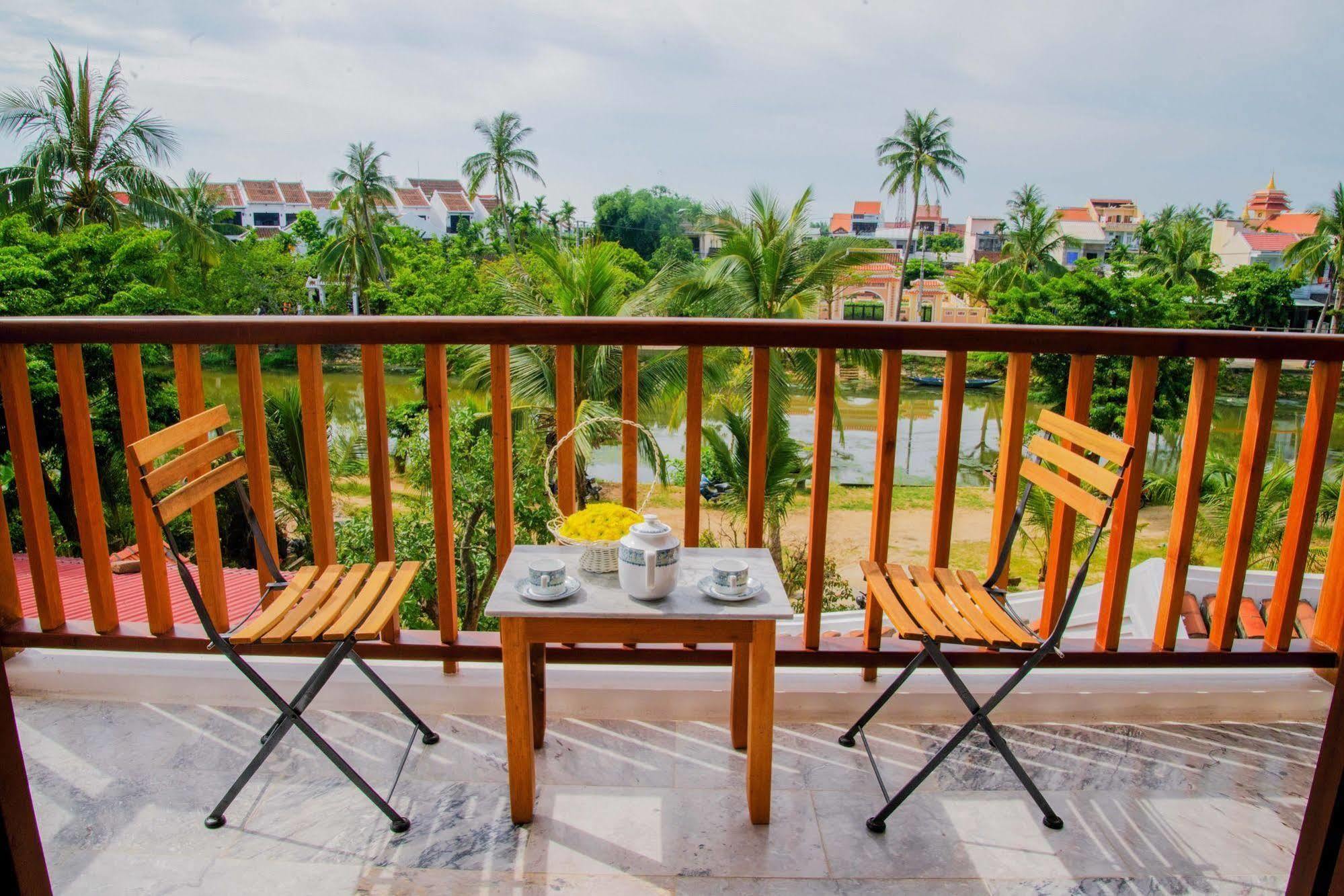 Ruby Hotel Hội An Buitenkant foto